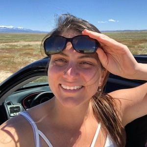 Meet your Posher, Christina